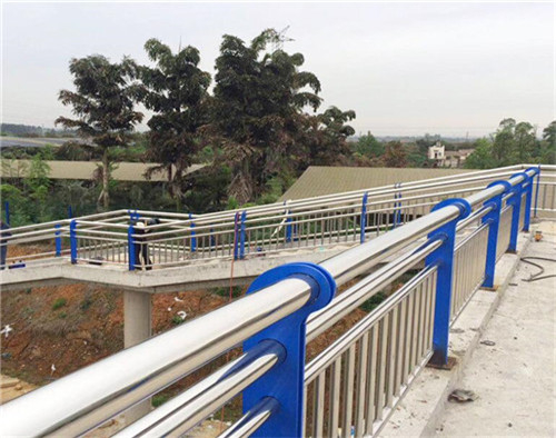 不銹鋼護(hù)欄